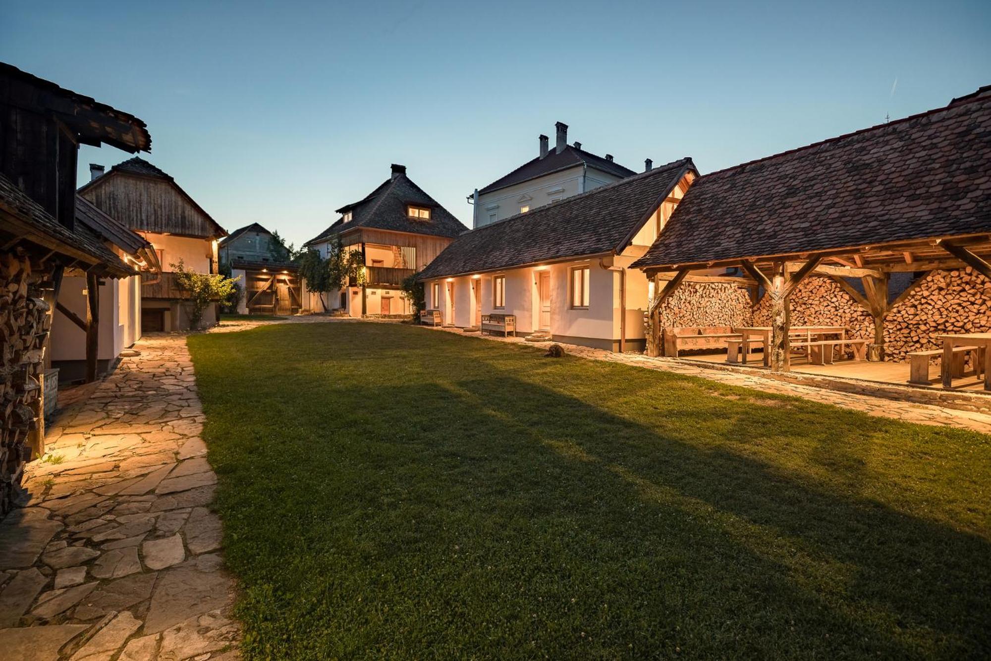 Mesendorf Gasthaus Esterno foto